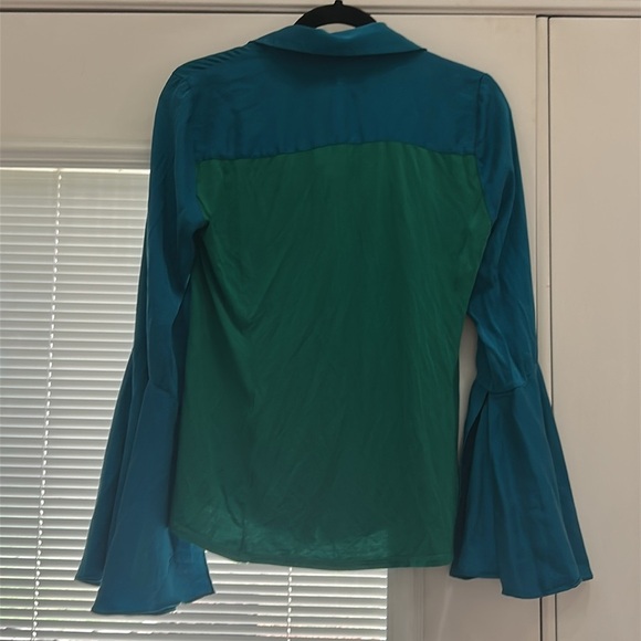 Elie Tahari Silk Blouse size sp - Picture 2 of 12